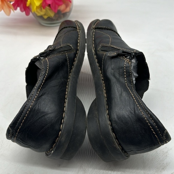 Clarks Brown Leather Slip On Loafer Size 8 BLO5527 - Picture 4 of 7